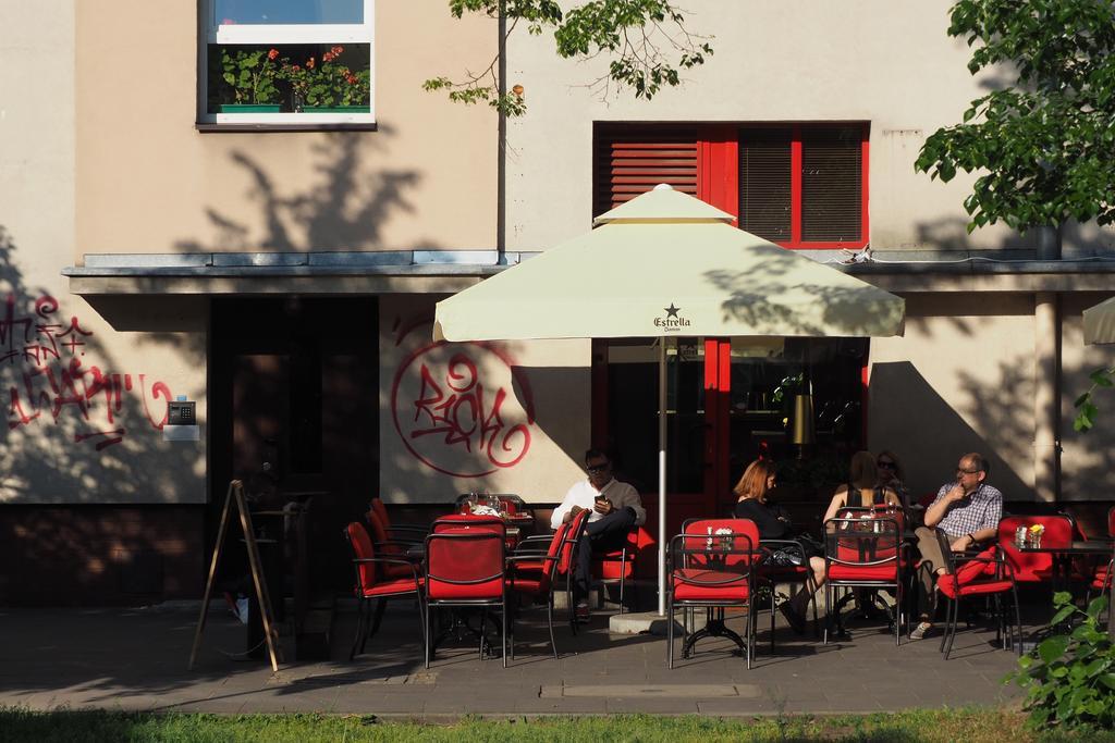 Adventura Hostel Warsawa Bagian luar foto