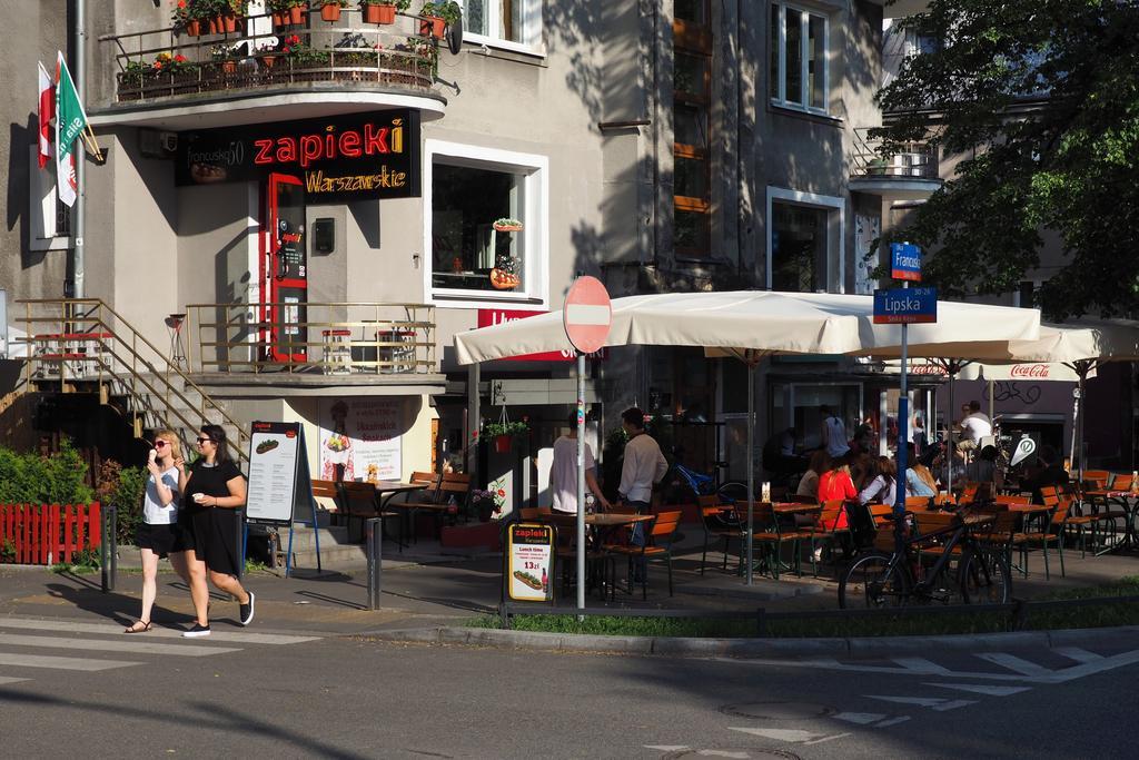 Adventura Hostel Warsawa Bagian luar foto
