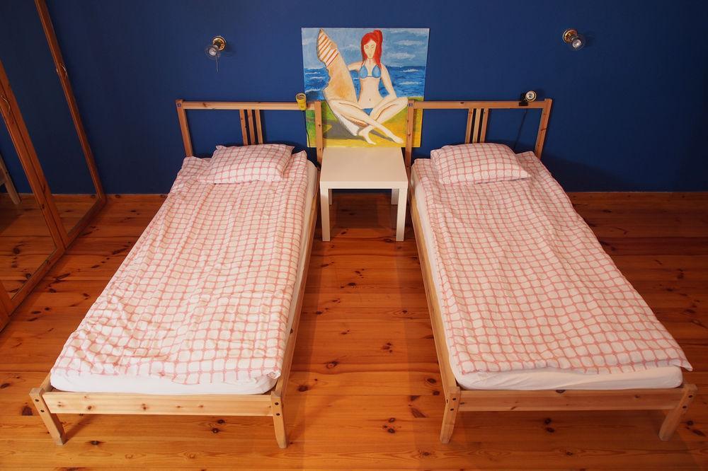 Adventura Hostel Warsawa Bagian luar foto