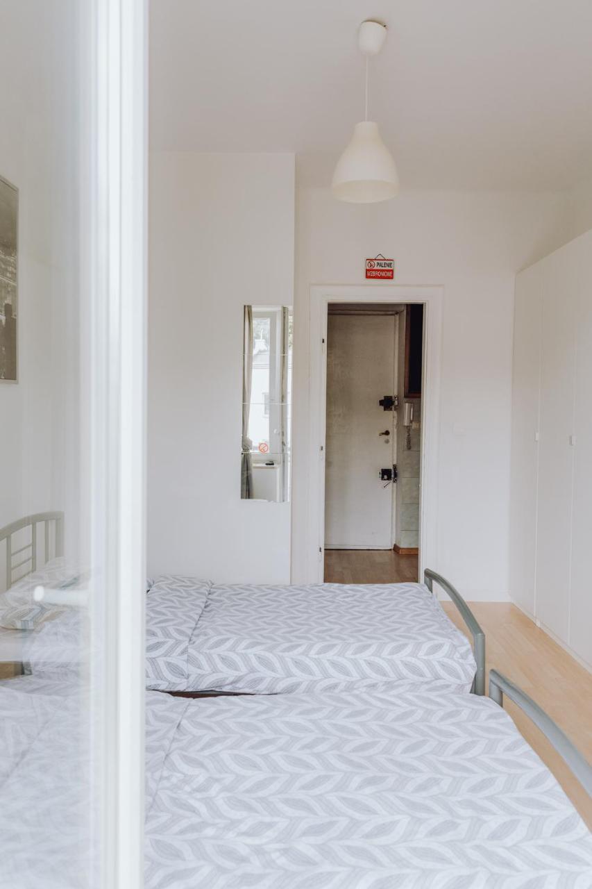 Adventura Hostel Warsawa Bagian luar foto