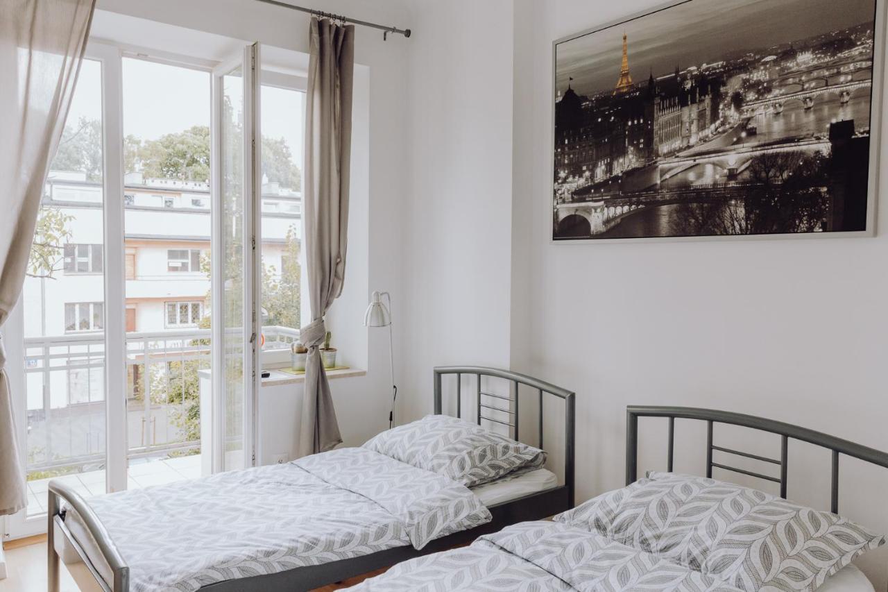 Adventura Hostel Warsawa Bagian luar foto