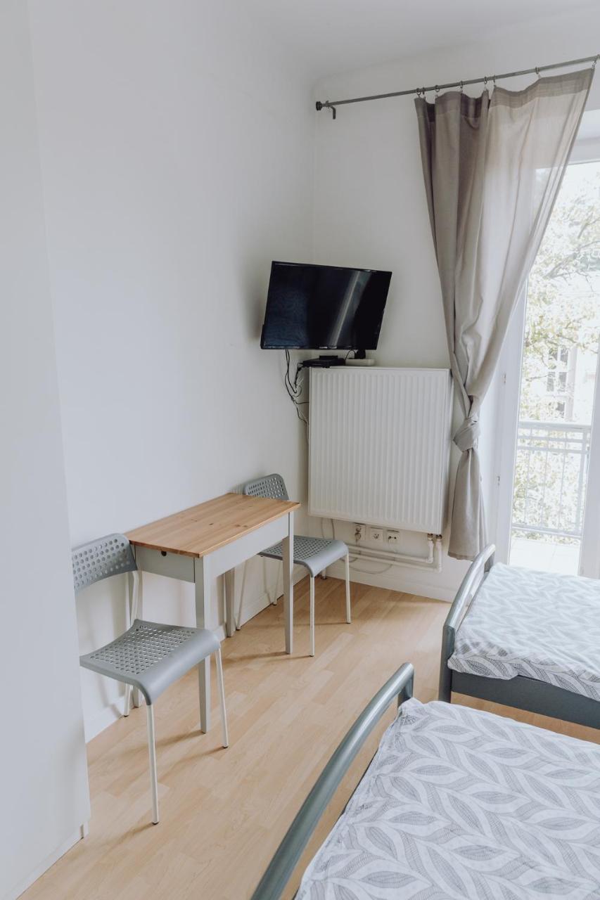 Adventura Hostel Warsawa Bagian luar foto